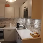 825 * Jáchymov