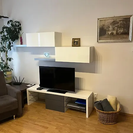 Appartement 825 *
