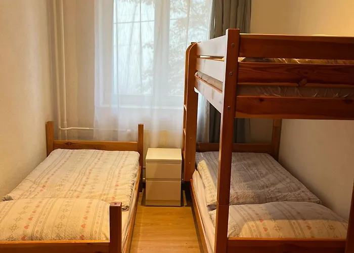 825 Apartman *